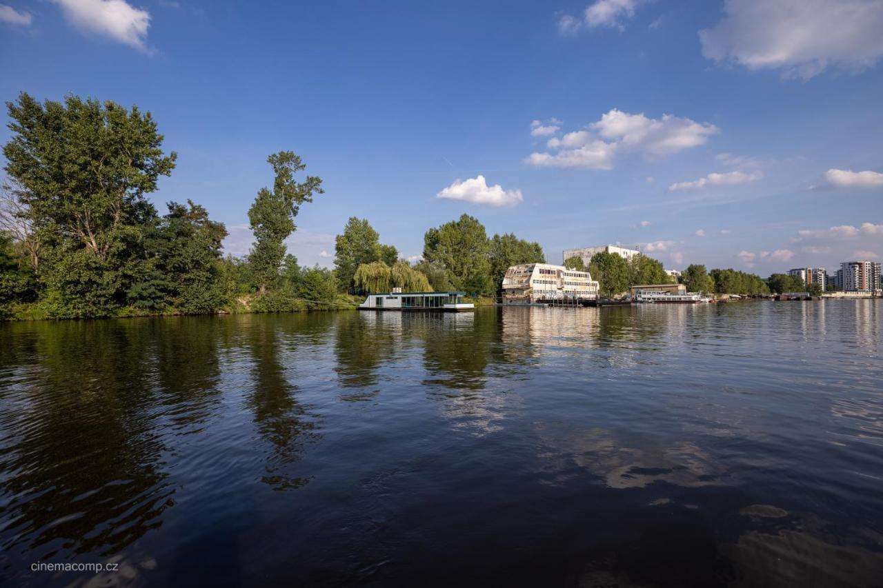 Bådhotel Houseboat - Place In