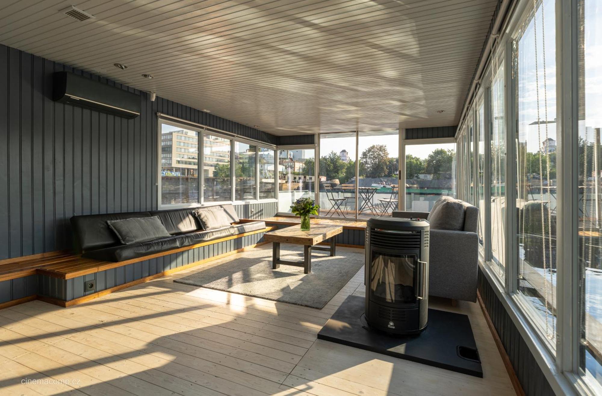 Båthotell Houseboat - Place In Prag